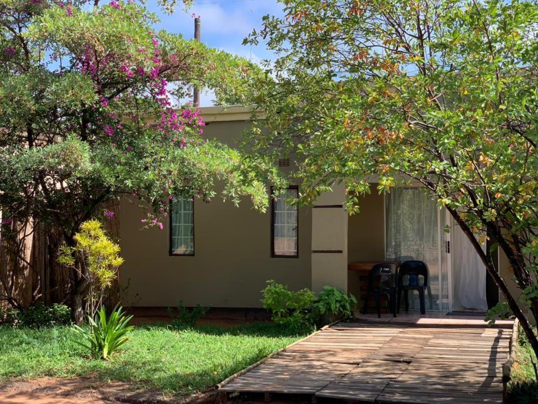 קסנה Jungle Breeze Home Stay מראה חיצוני תמונה